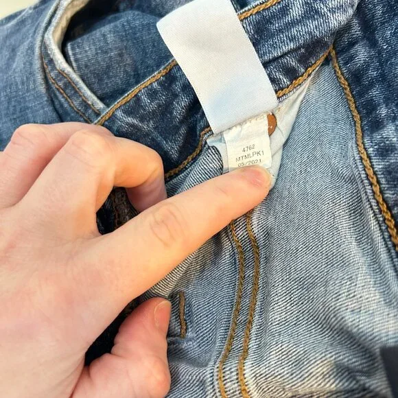 Aeropostale Slim Jean Mens Size 32 x 32 Bundle Medium Wash Blue Denim Whiskering - Picture 8 of 12